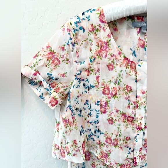NY COLLECTION White Floral Button Front Ruffle Blouse  Romantic Top | Size Small - Picture 3 of 8